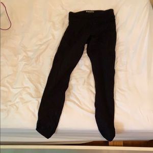 Black leggings with pockets.